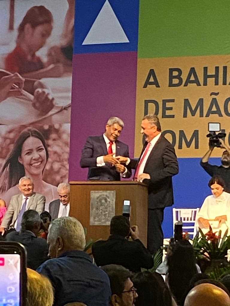 Camacã: Prefeito Paulo do Gás participa da cerimônia de posse do Governador Jerônimo